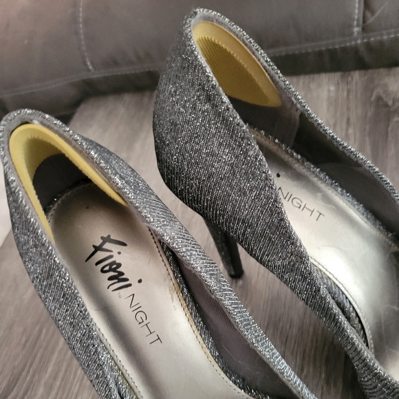 Silver Platform Heels - Picture 3 of 5